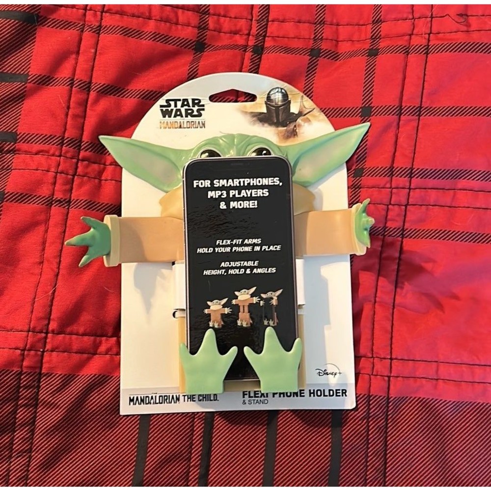 Baby Yoda phone holder brand new